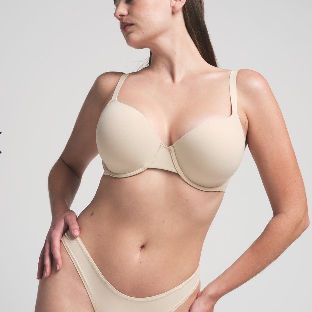 NWT SKIMS BRA